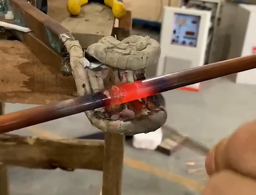 手持式高頻焊機(jī)，橫豎焊接銅管，方便操作